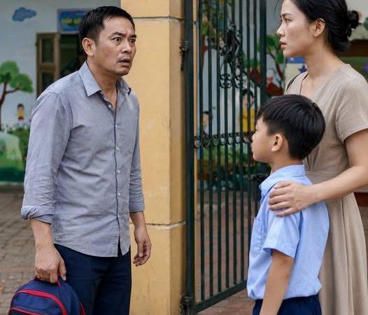 Tôi kết hôn với vợ cũ suốt 3 năm nhưng cô ấy vẫn không thể s;inh con. Trước á;p lực từ mẹ, tôi buộc lòng phải l;y h;ôn và tái hôn với người khác theo sự sắp đặt.